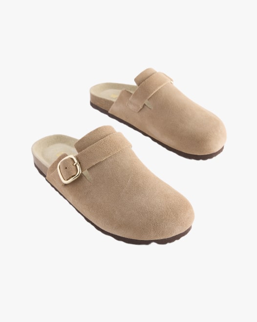 Summer Footwear SIC 18-min