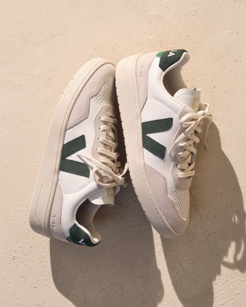 VEJA TRAINERS AT SEASONS