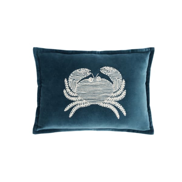 CUSHIONS & THROWS