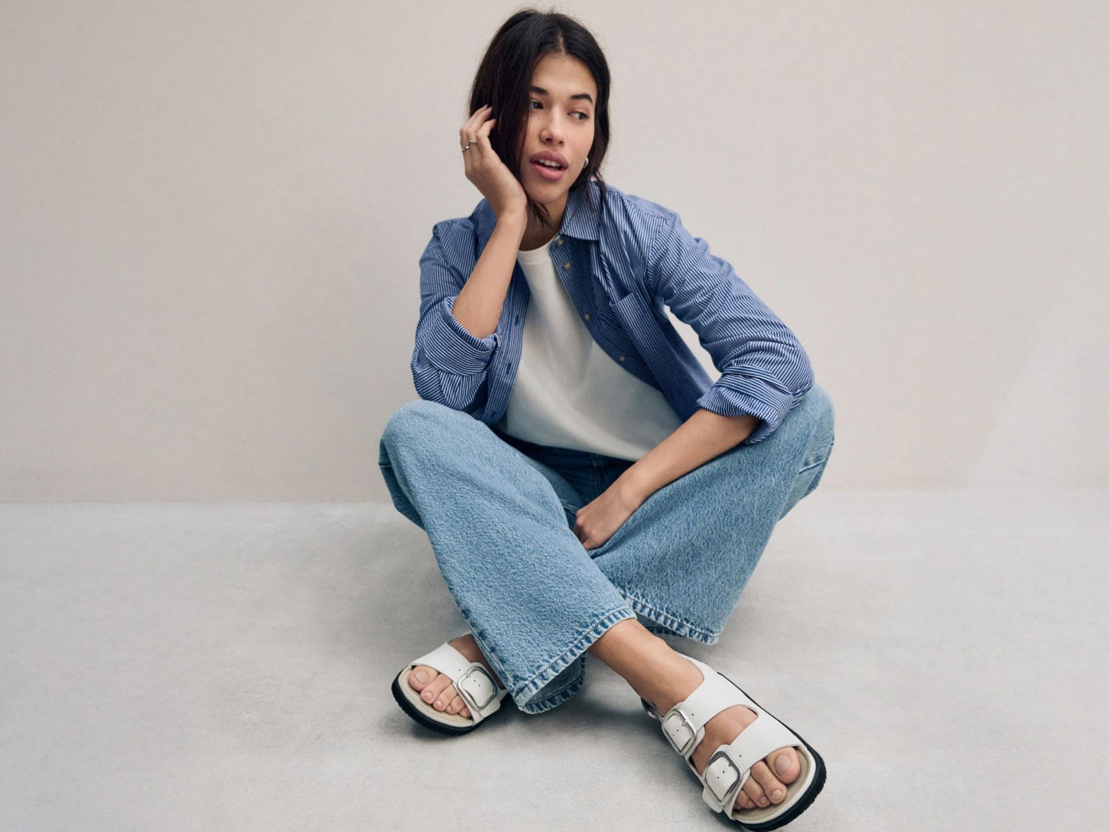 SANDALS SEASON