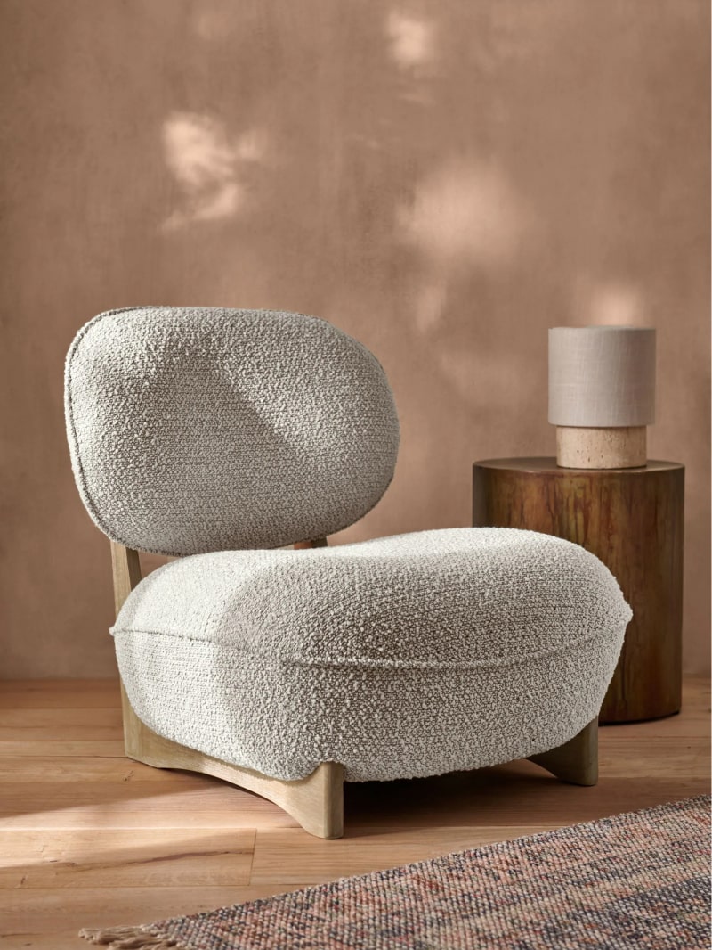 DECOR THAT REFLECTS YOUR STYLE