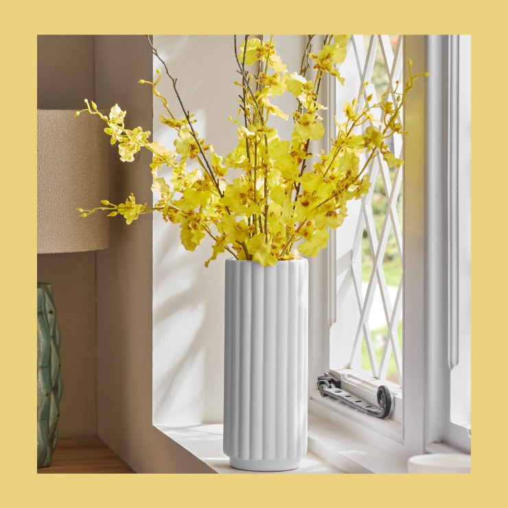 SUNSHINE YELLOW