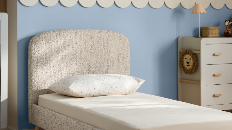 KIDS' BEDROOM