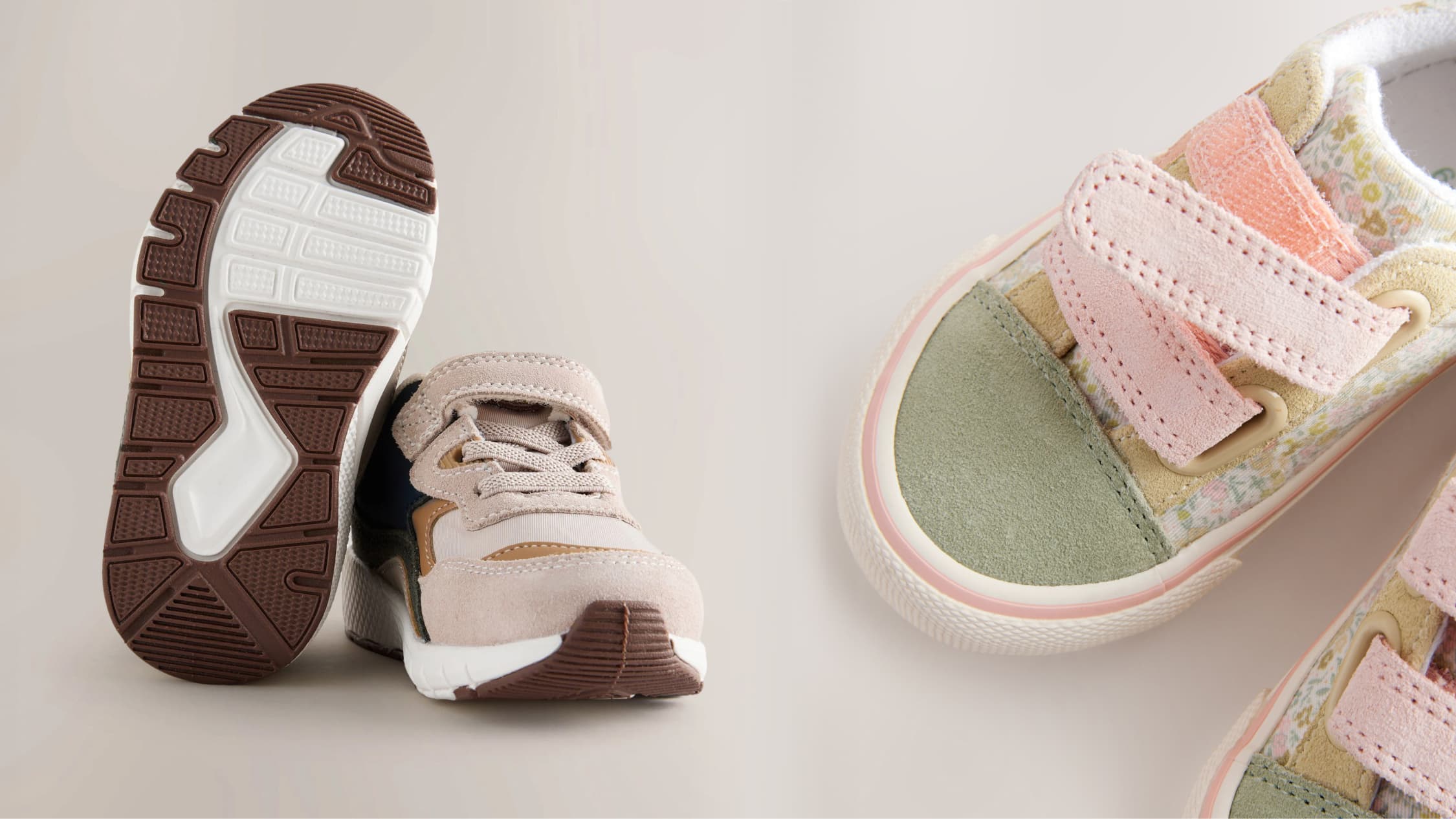 KIDS' TRAINERS