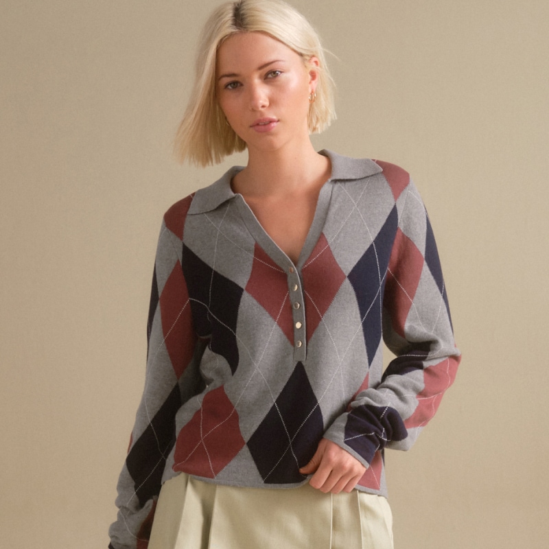 KNITWEAR