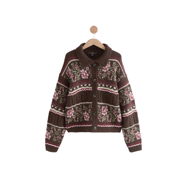 KNITWEAR