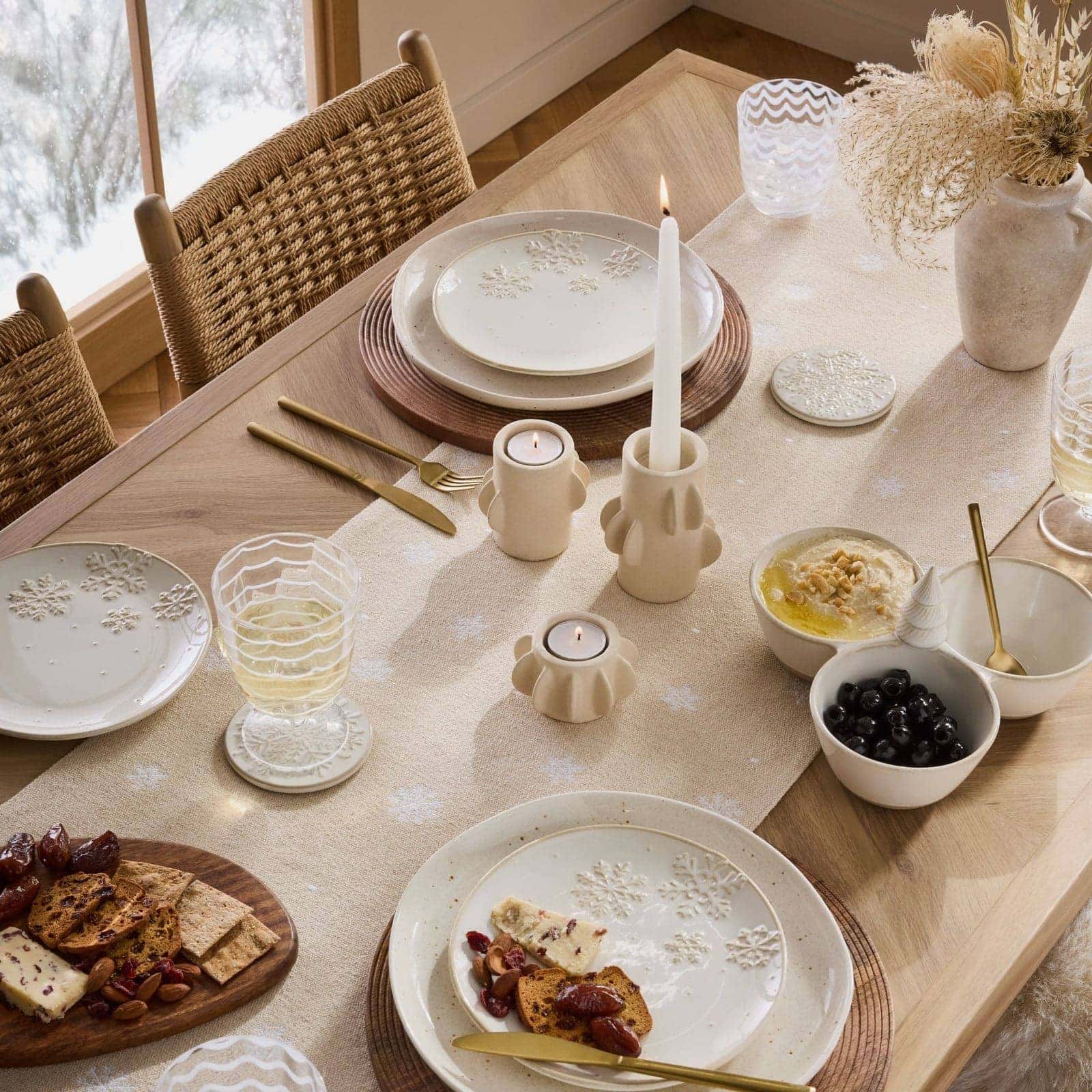Neutral Decor