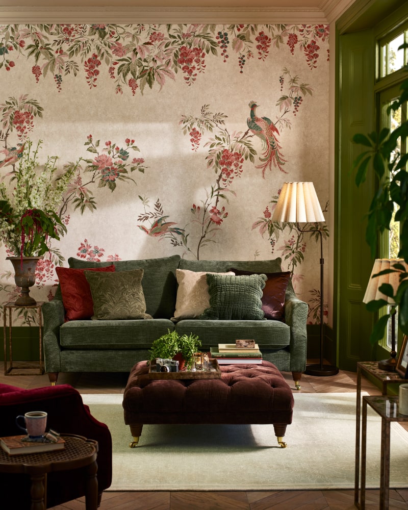 LAURA ASHLEY