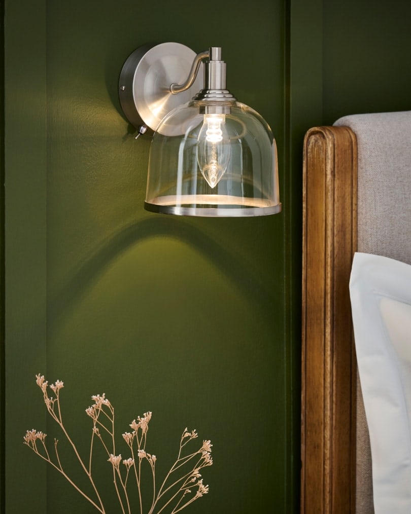 Gloucester Wireless Wall Light