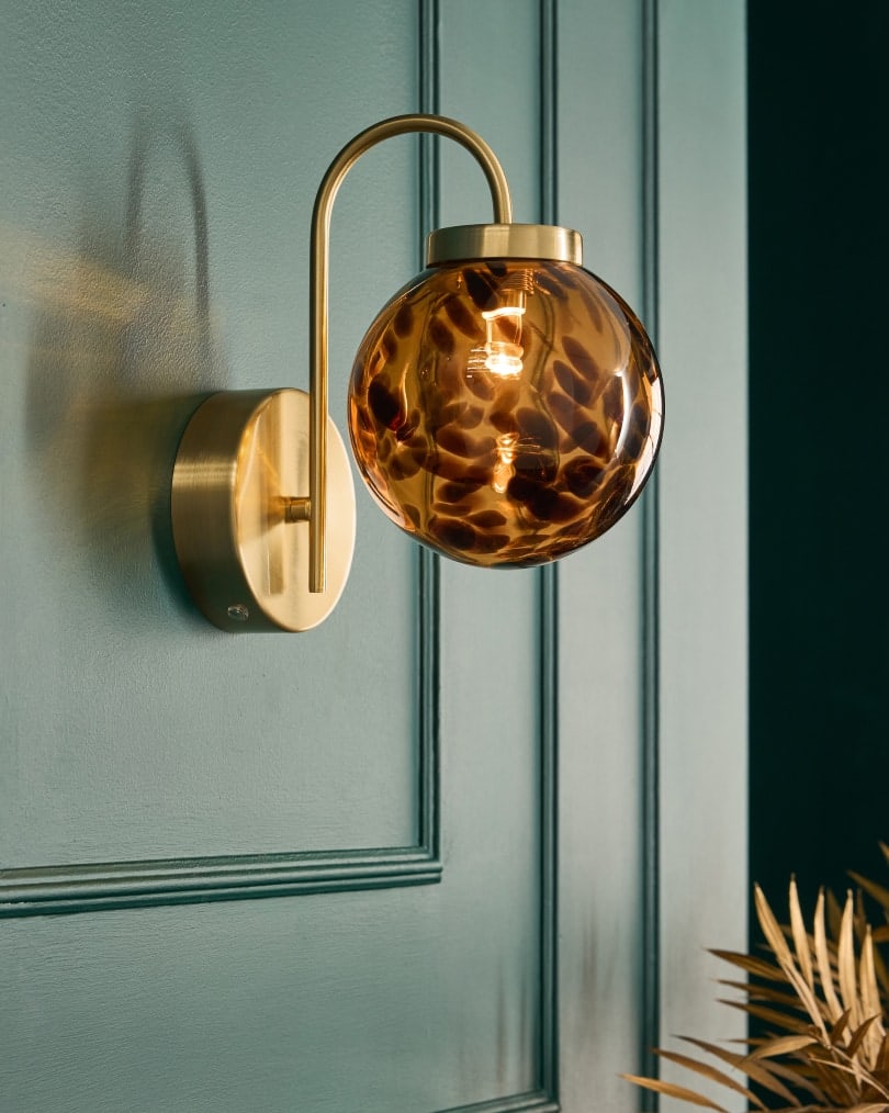 Freya Rechargeable Wireless Wall Light