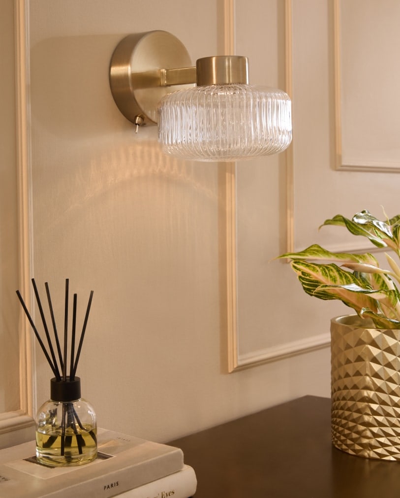 Lexington Rechargeable Wall Light