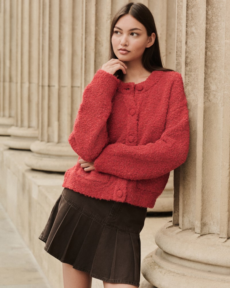 KNITWEAR