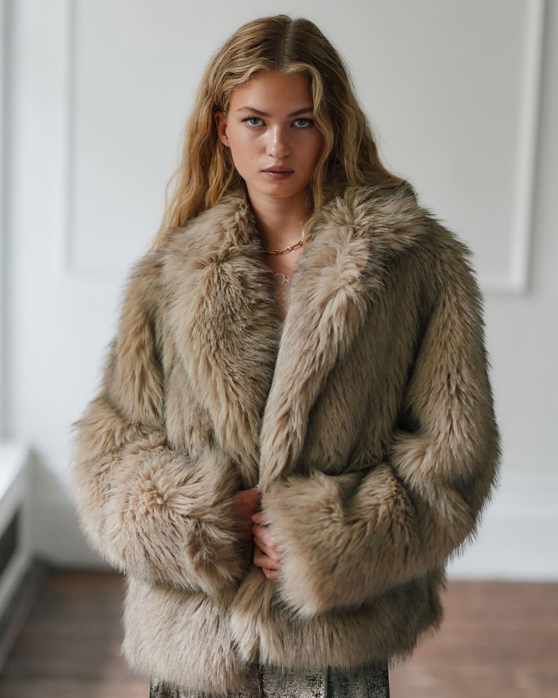 FAUX FUR