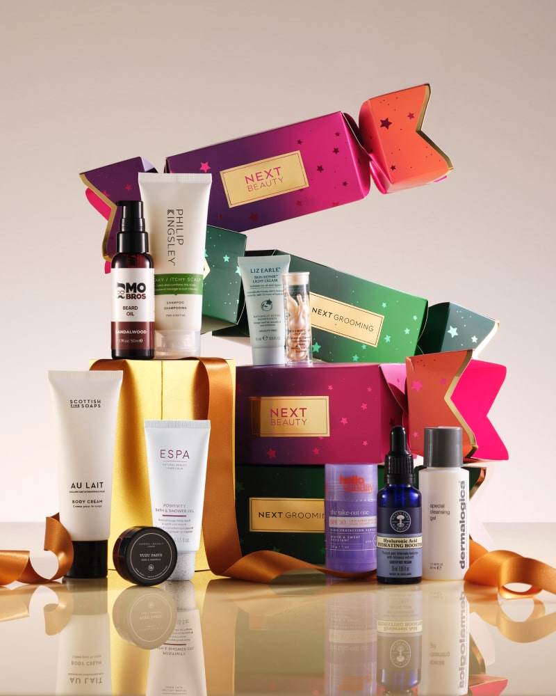 BEAUTY BOXES & CRACKERS