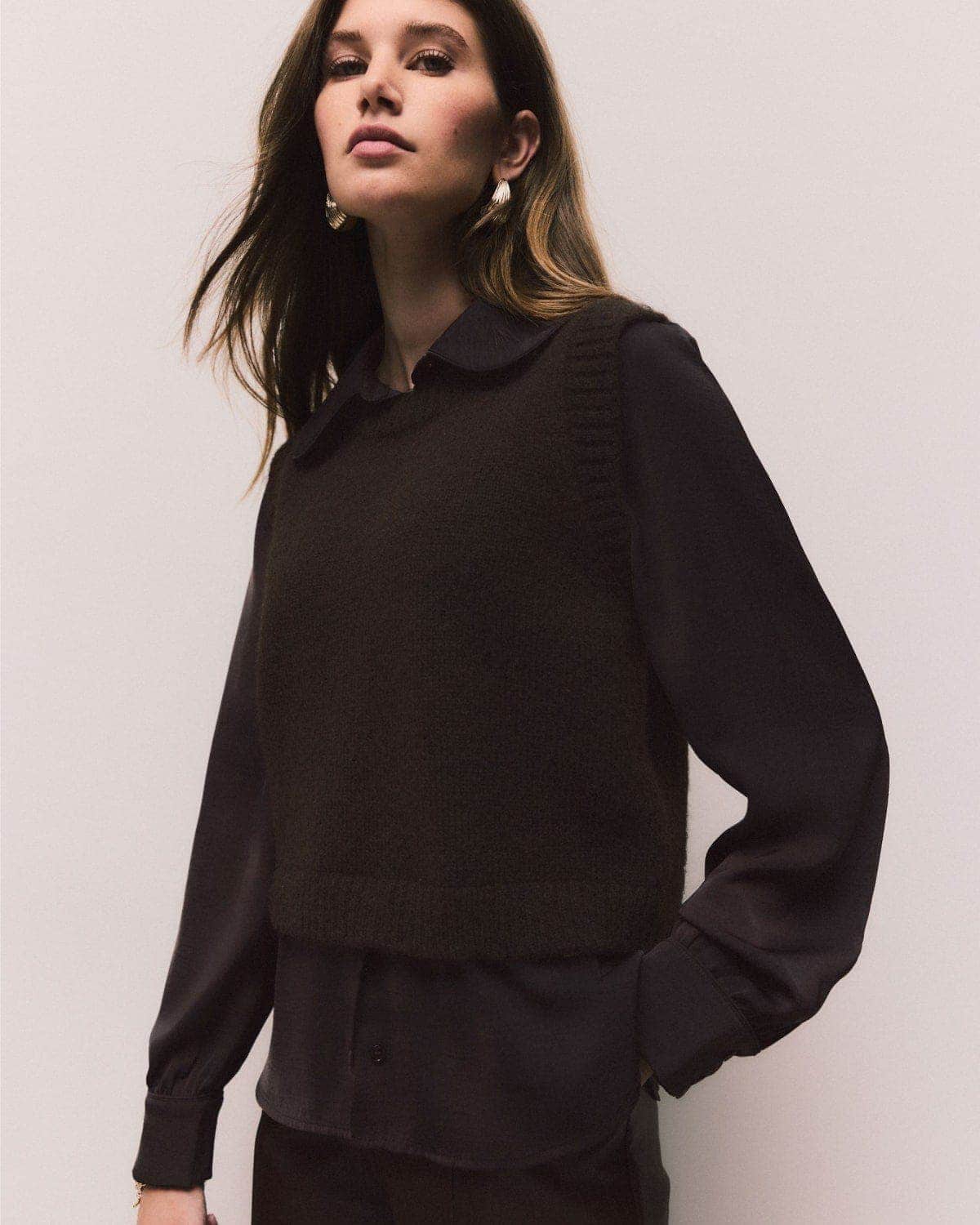 CHOCOLATE BROWN