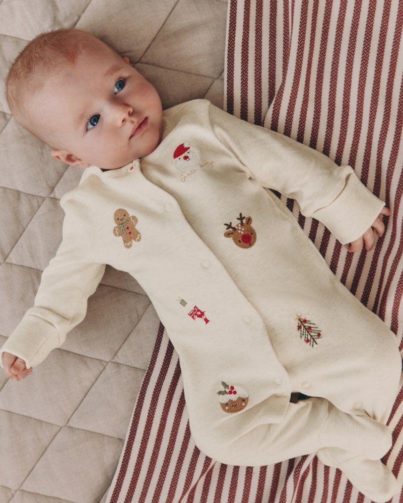 BABYS FIRST CHRISTMAS