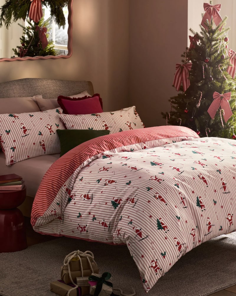 CHRISTMAS BEDDING