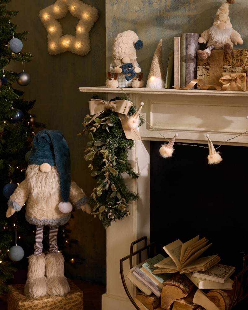 CHRISTMAS DECORATIONS