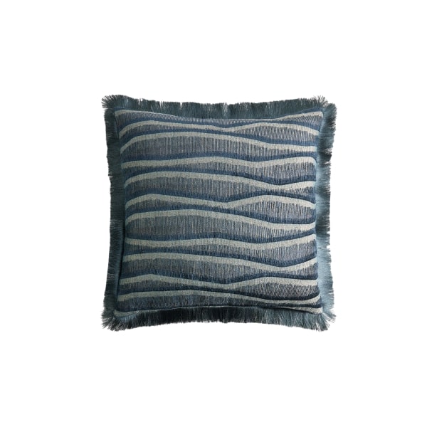 CUSHIONS & THROWS