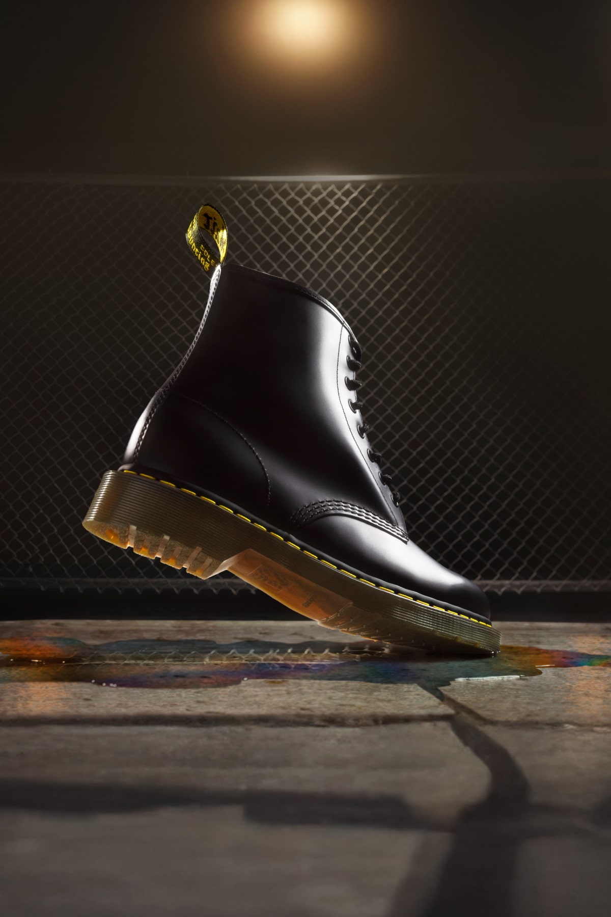 DR MARTENS