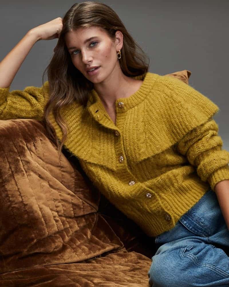 KNITWEAR