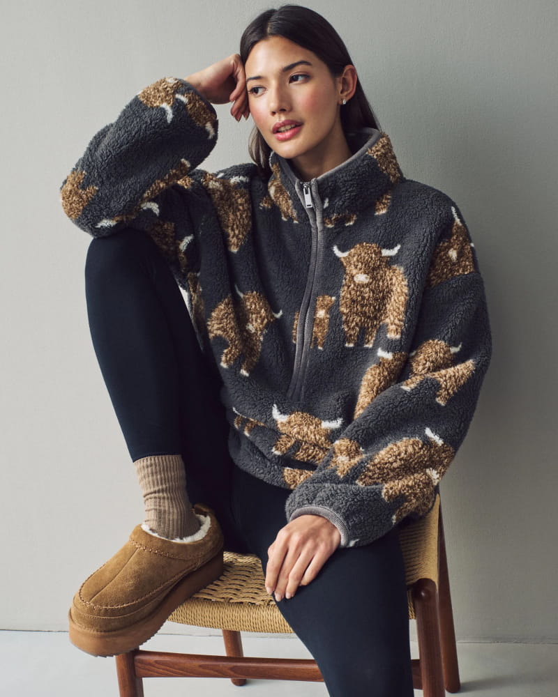 Charcoal Grey Hamish The Highland Cow Borg Zip Neck Fleece