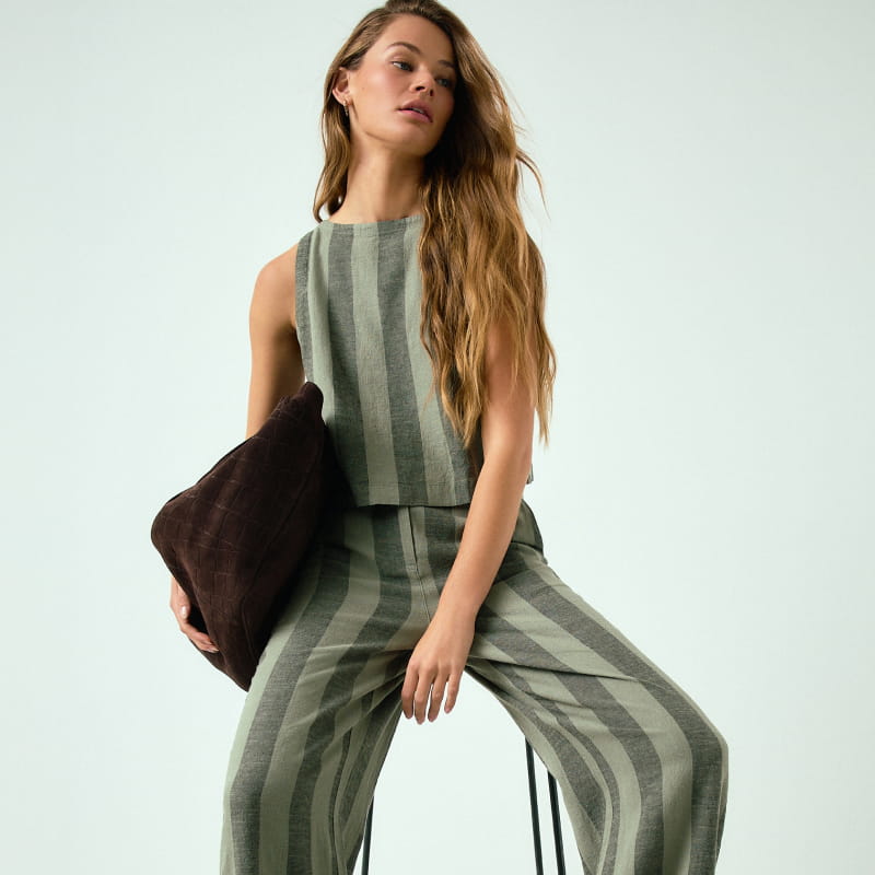 THE LINEN COLLECTION