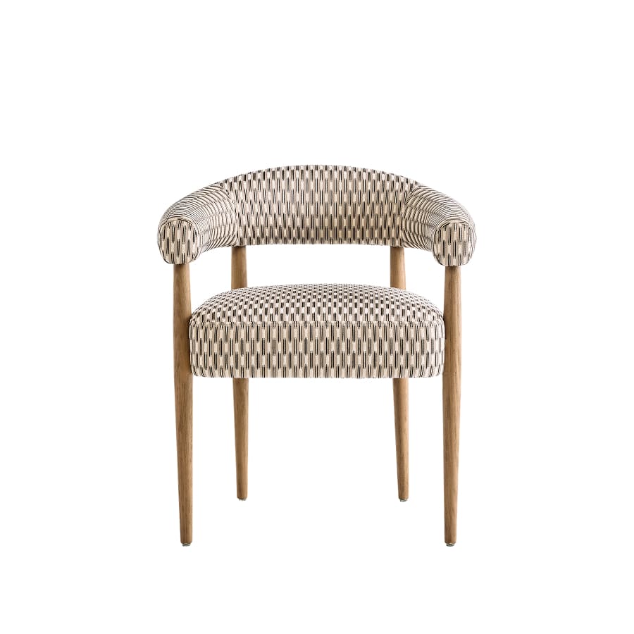 DINING TABLES & CHAIRS