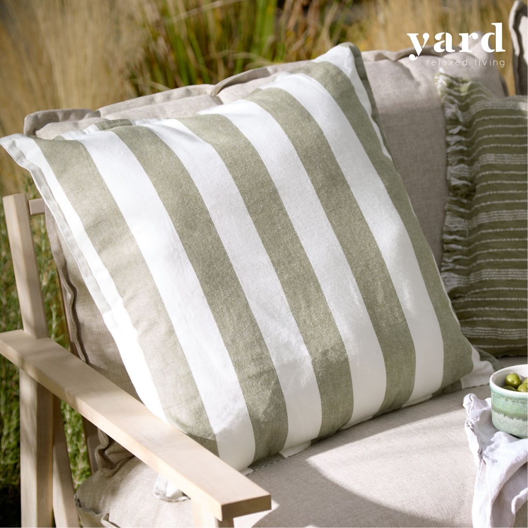 Your Guide: to Outdoor Furniture Care and Maintenance