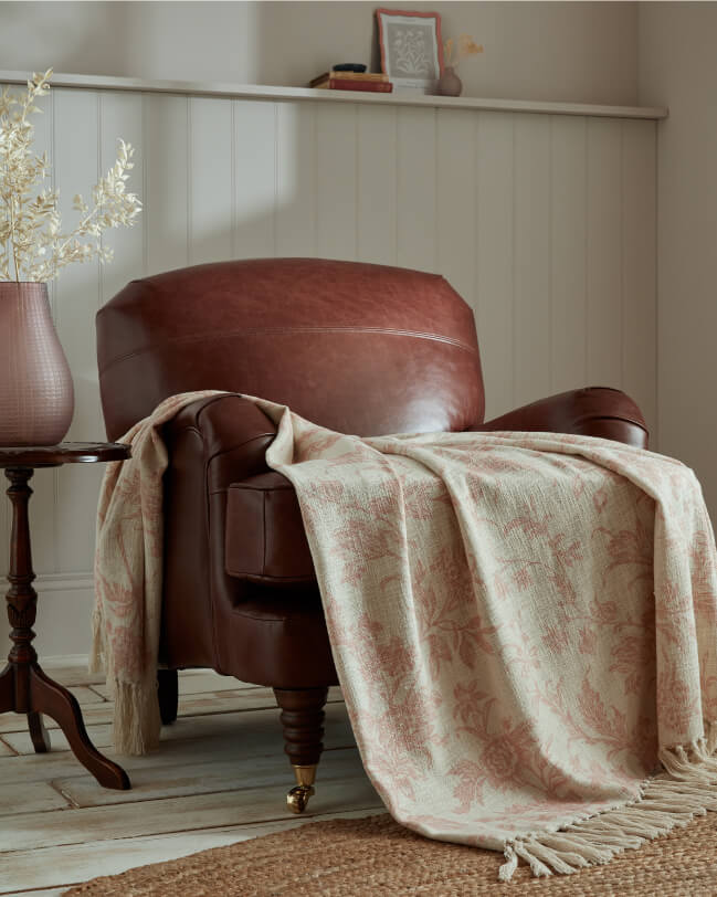 0324-LA_Next_Editorial_Furniture_3teaser_01_DT-3