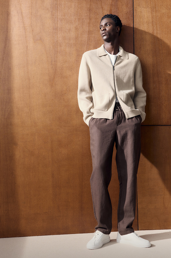 SEASONS-MEN_20260423_DTMB_MASONRYTILE3_V01