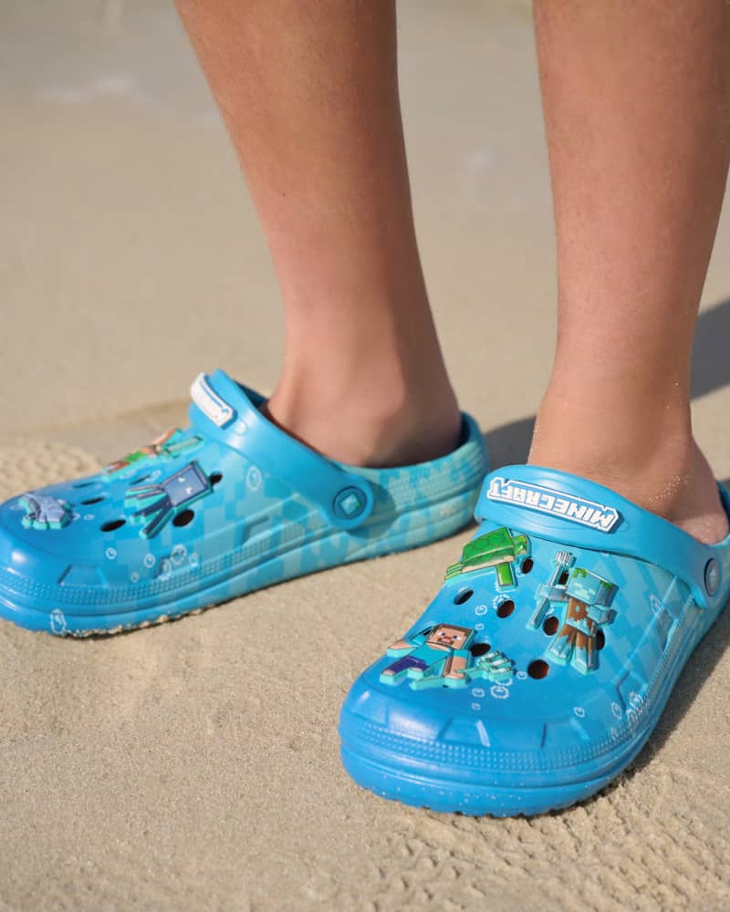 TRENDING: SUMMER FOOTWEAR