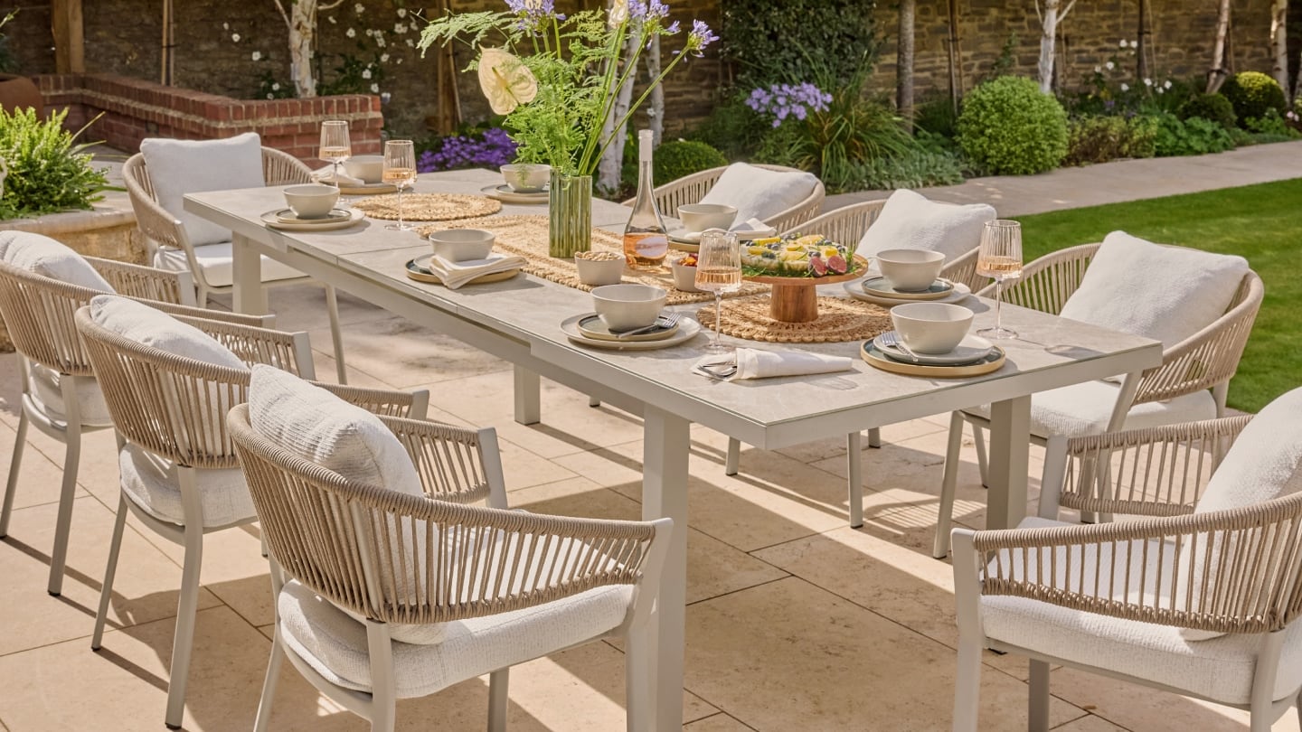 AL FRESCO SEASON