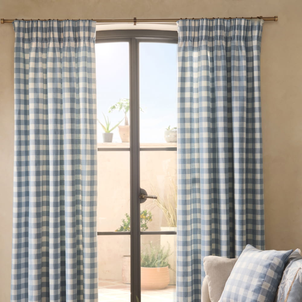Curtains & Blinds