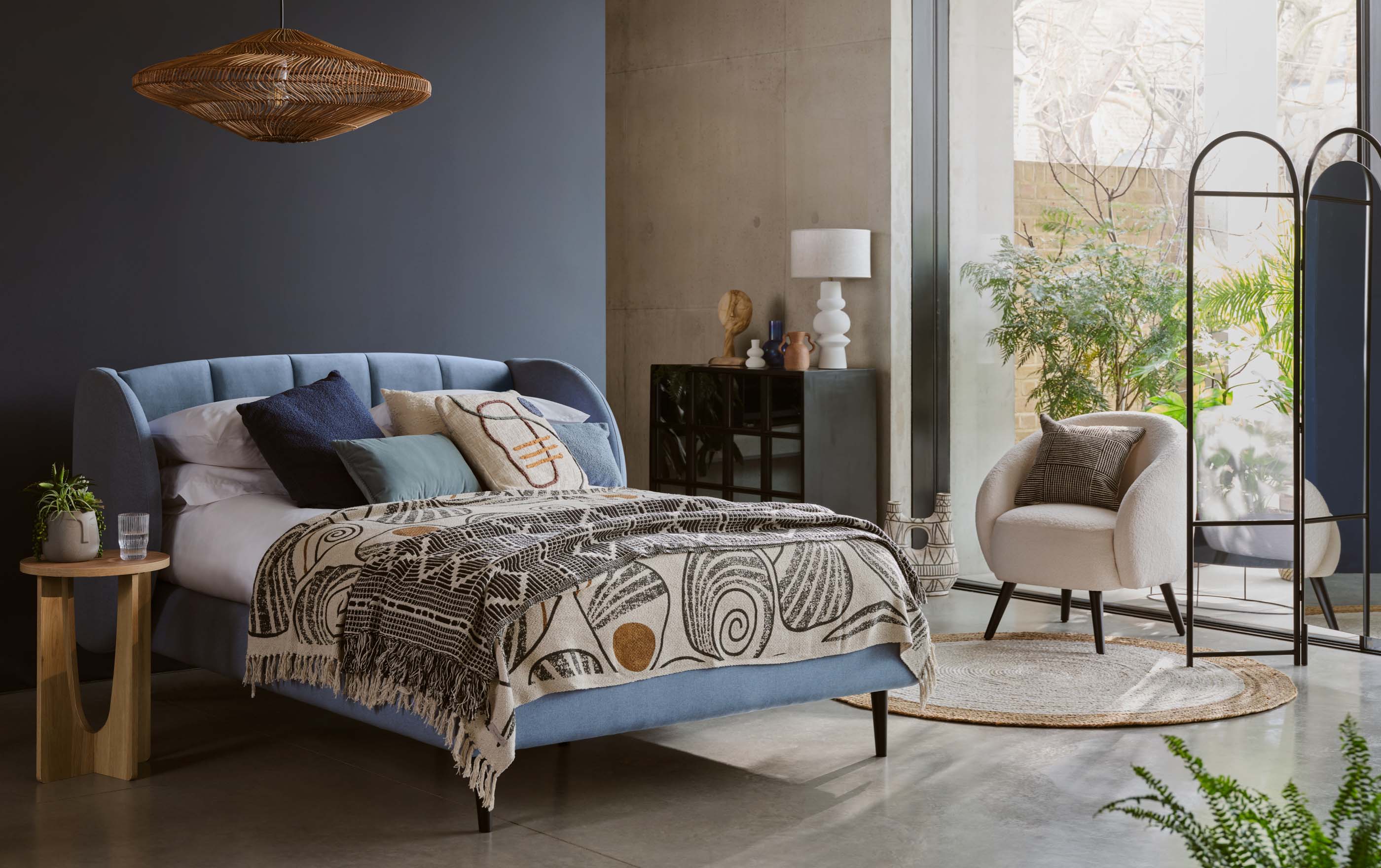 Livingetc_Bedroom_DT