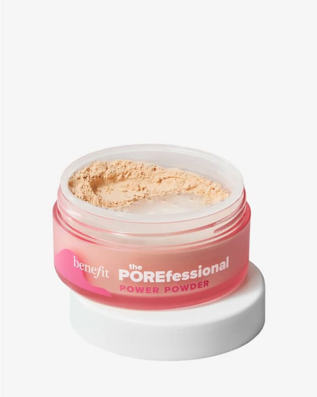 Beauty_Summer_Makeup_Campaign_Edit_Benefit_Powder_4x5