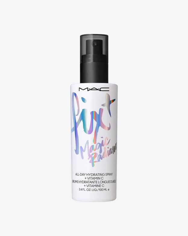 Beauty_Summer_Makeup_Campaign_Edit_Mac_Setting_Spray_4x5