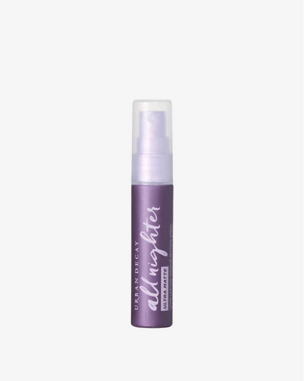 Beauty_Summer_Makeup_Campaign_Edit_Urban_Decay_Setting_Spray_4x5