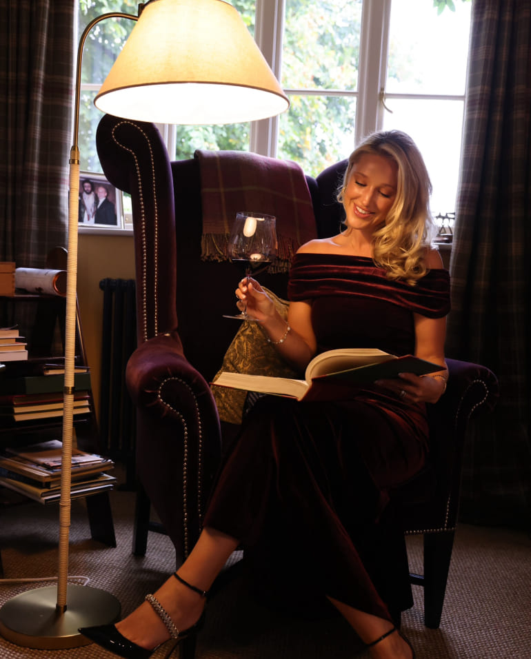 Nina Campbell at Home with @leonorasmee