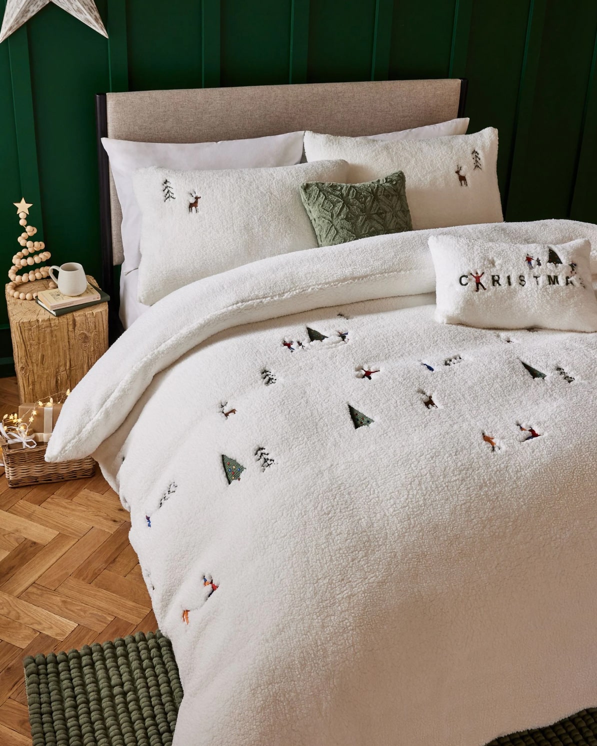 White Christmas Embroidered Fleece Duvet Cover and Pillowcase Set