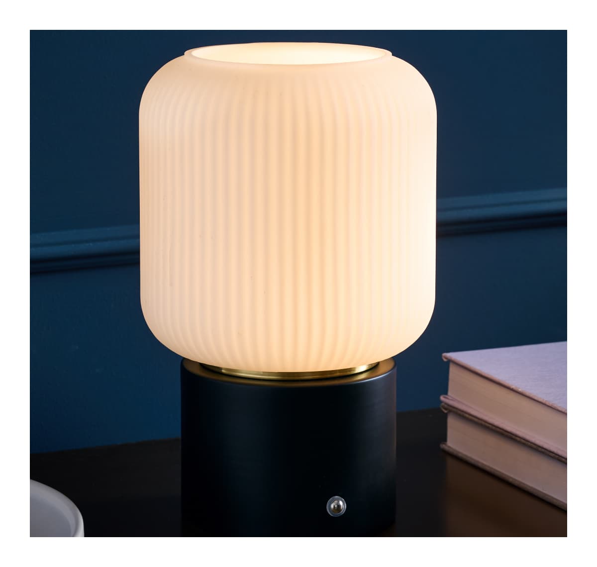 Black Ryker Rechargeable Table Lamp