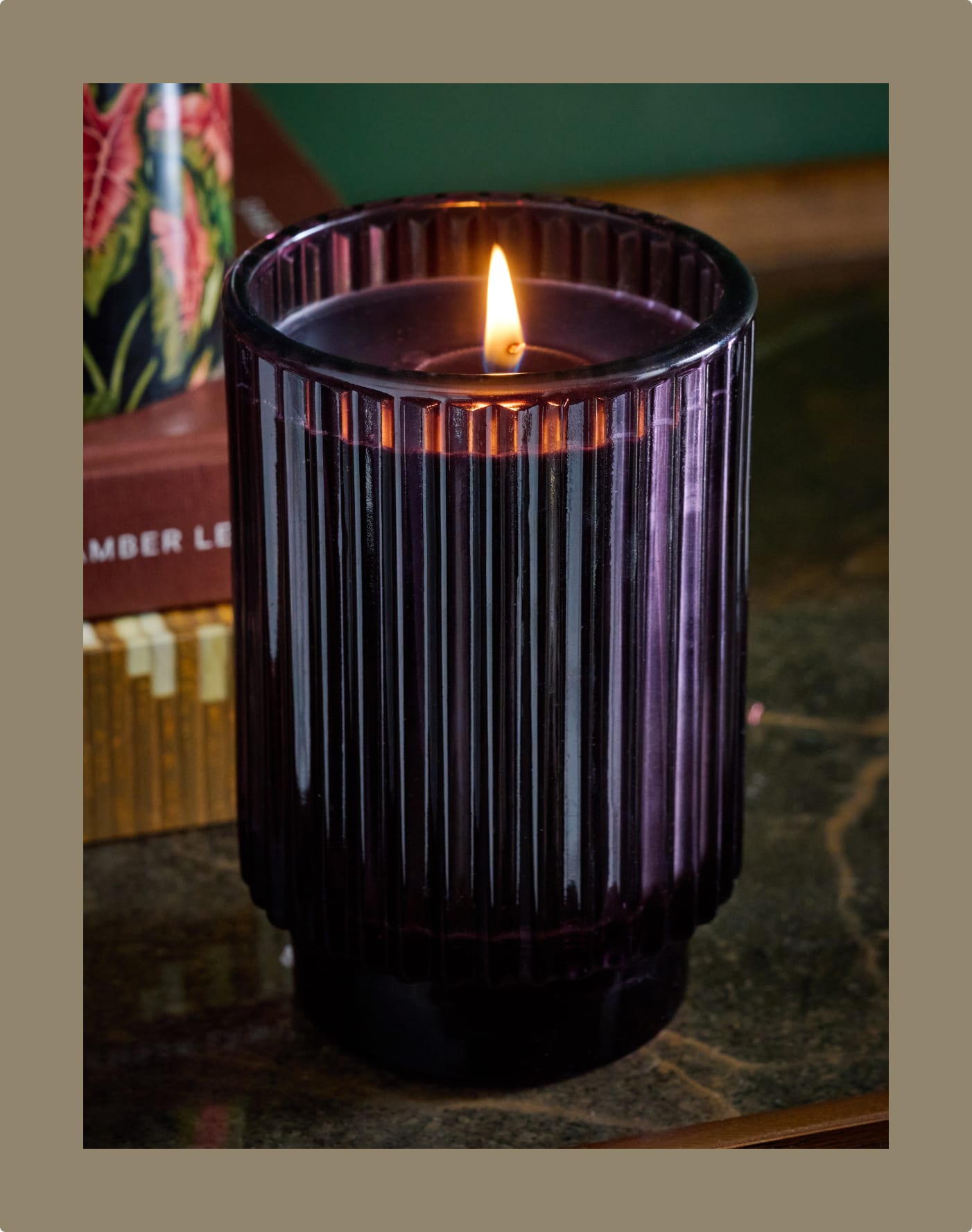 Black Cardomom and Vetiver Scented Candle