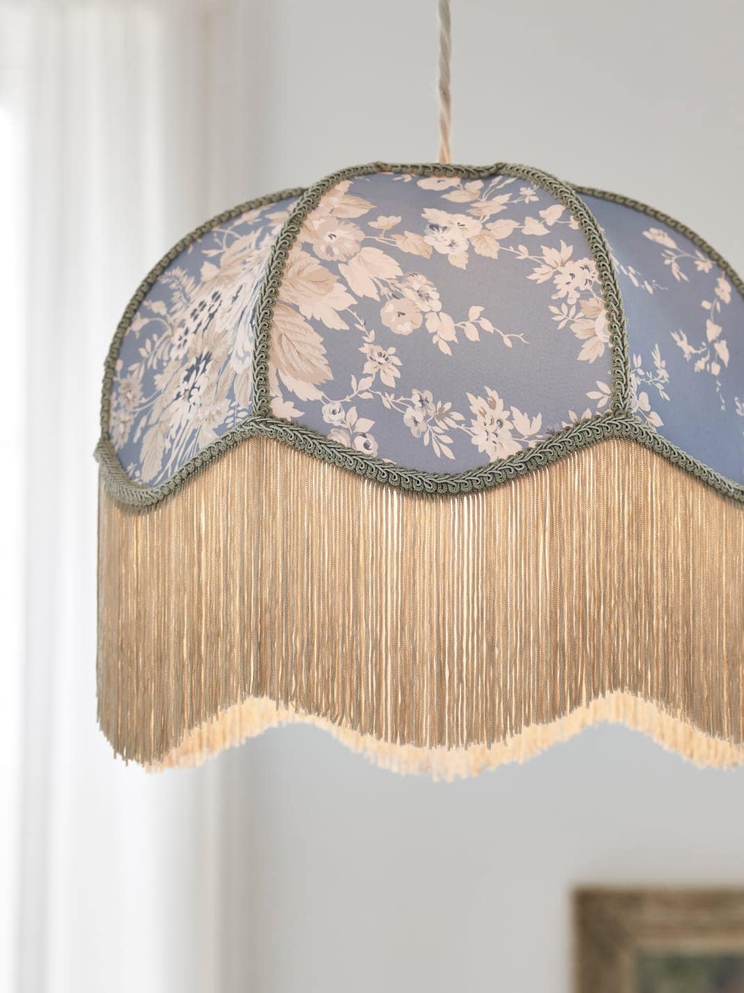 ShabbyChic_Editorial_Lighting3_3x4