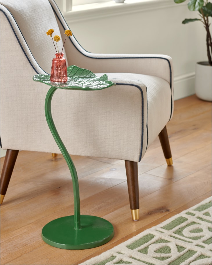 GREEN TARO LEAF SIDE TABLE