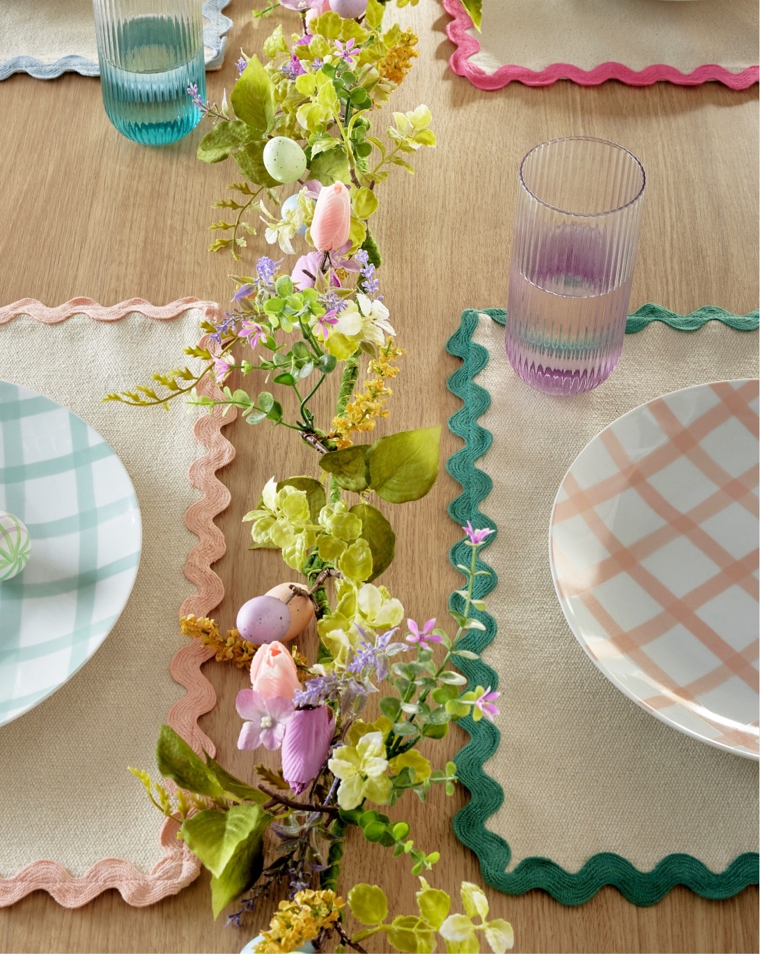 EASTER TABLEWARE
