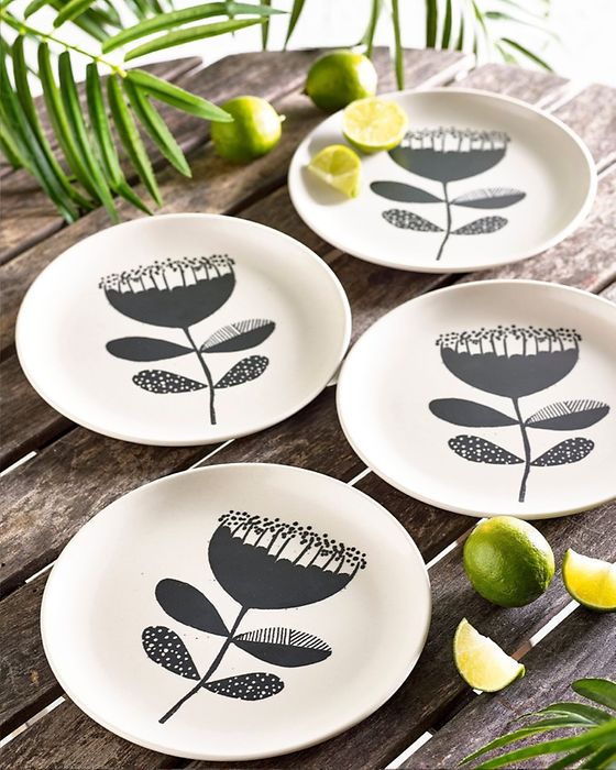 Outdoor dining plates deals