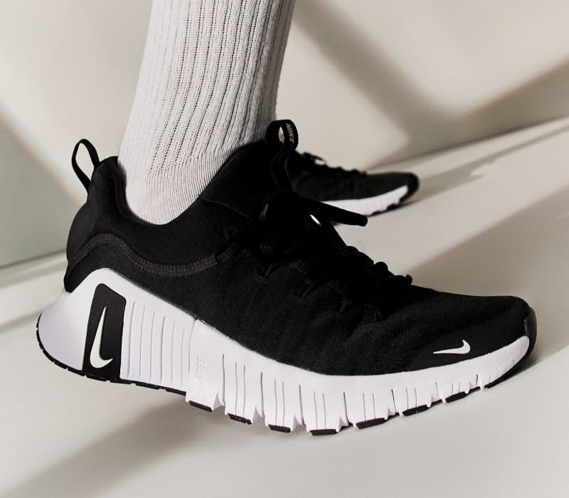 NIKE FREE METCON