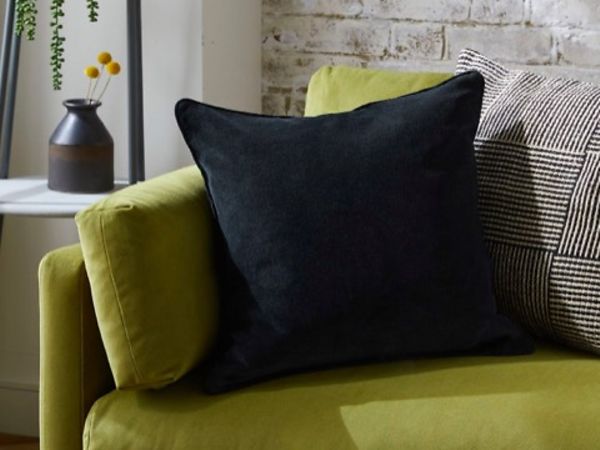 Scatter cushions